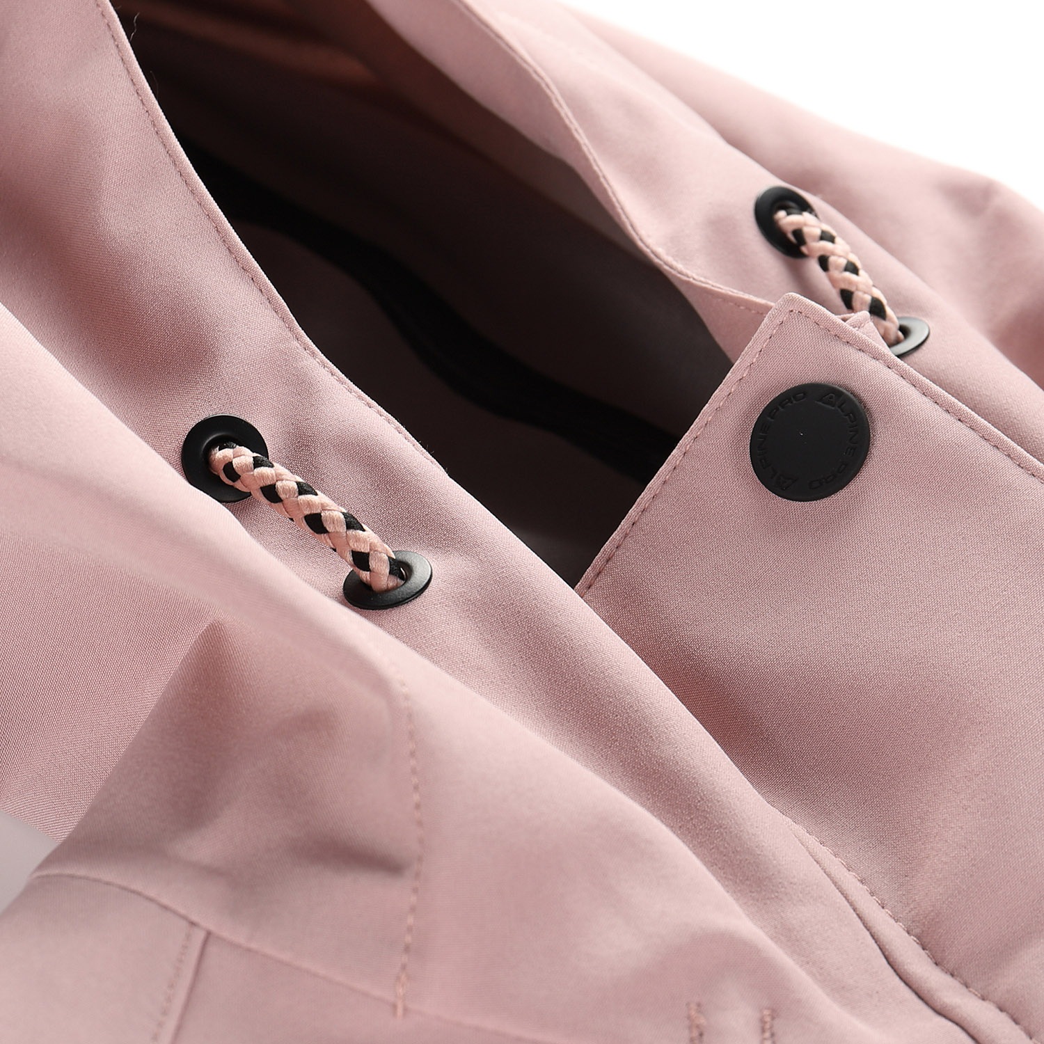 lctd232428_6-1725632635