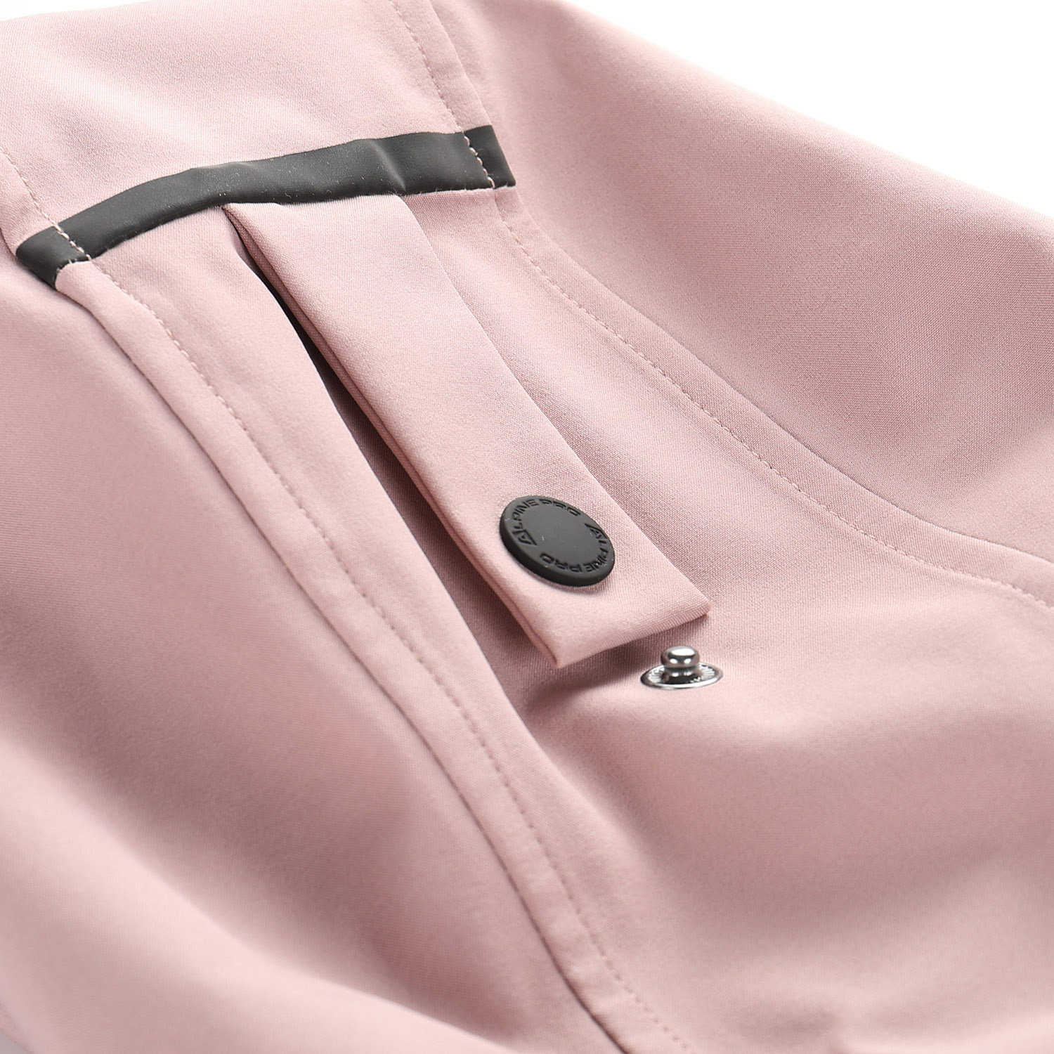 lctd232428_8-1725632635